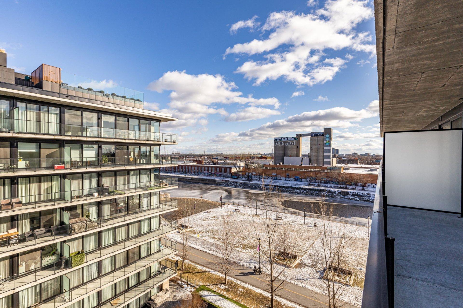 









1616


Rue des Bassins

, 731,
Montréal (Le Sud-Ouest),




QC
H3J0C3

