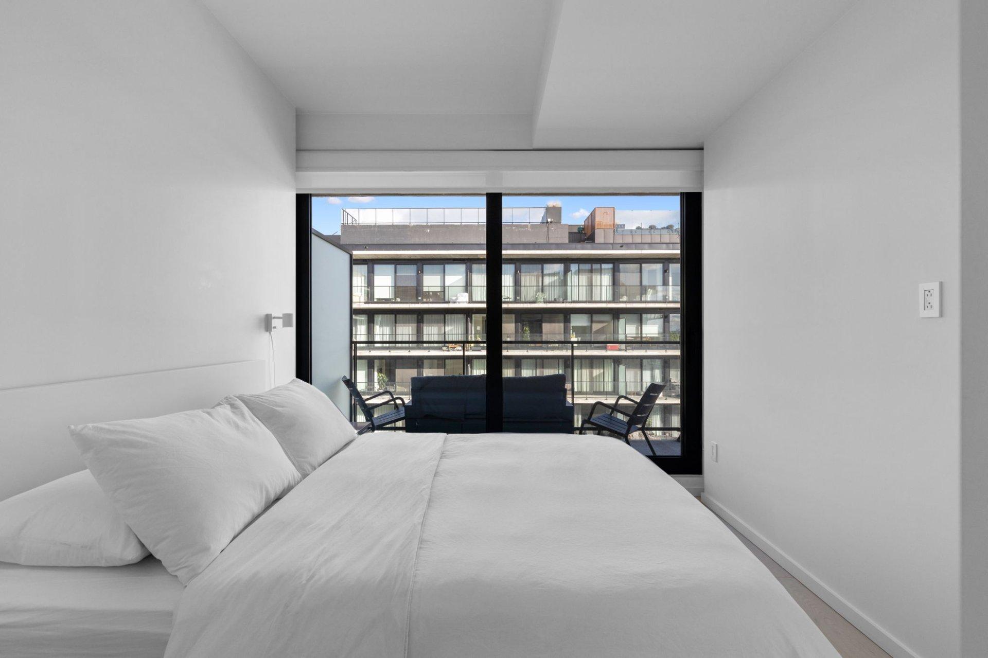 









1616


Rue des Bassins

, 731,
Montréal (Le Sud-Ouest),




QC
H3J0C3

