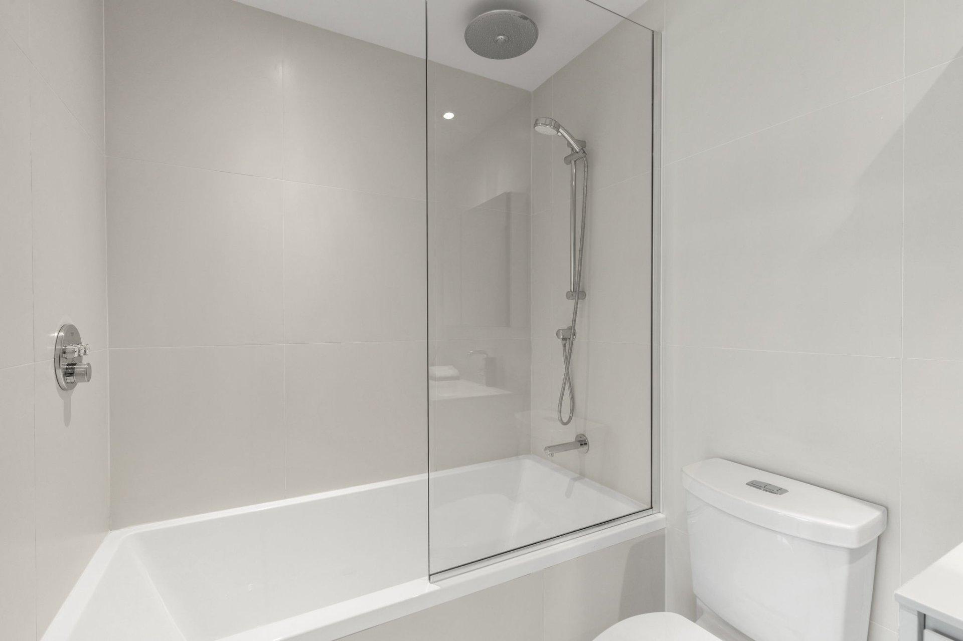









1616


Rue des Bassins

, 731,
Montréal (Le Sud-Ouest),




QC
H3J0C3

