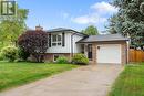 Stunning Curb Appeal! Stunning Curb Appeal!