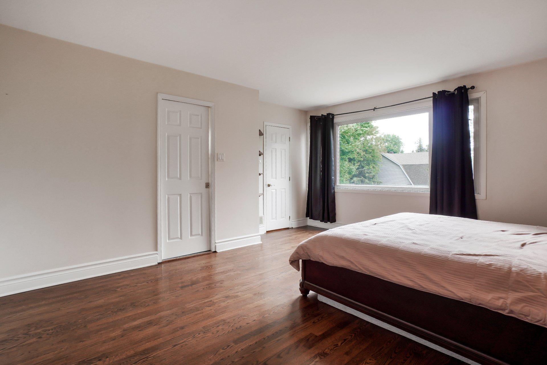









161


Rue Bisley

,
Beaconsfield,




QC
H9W1G5

