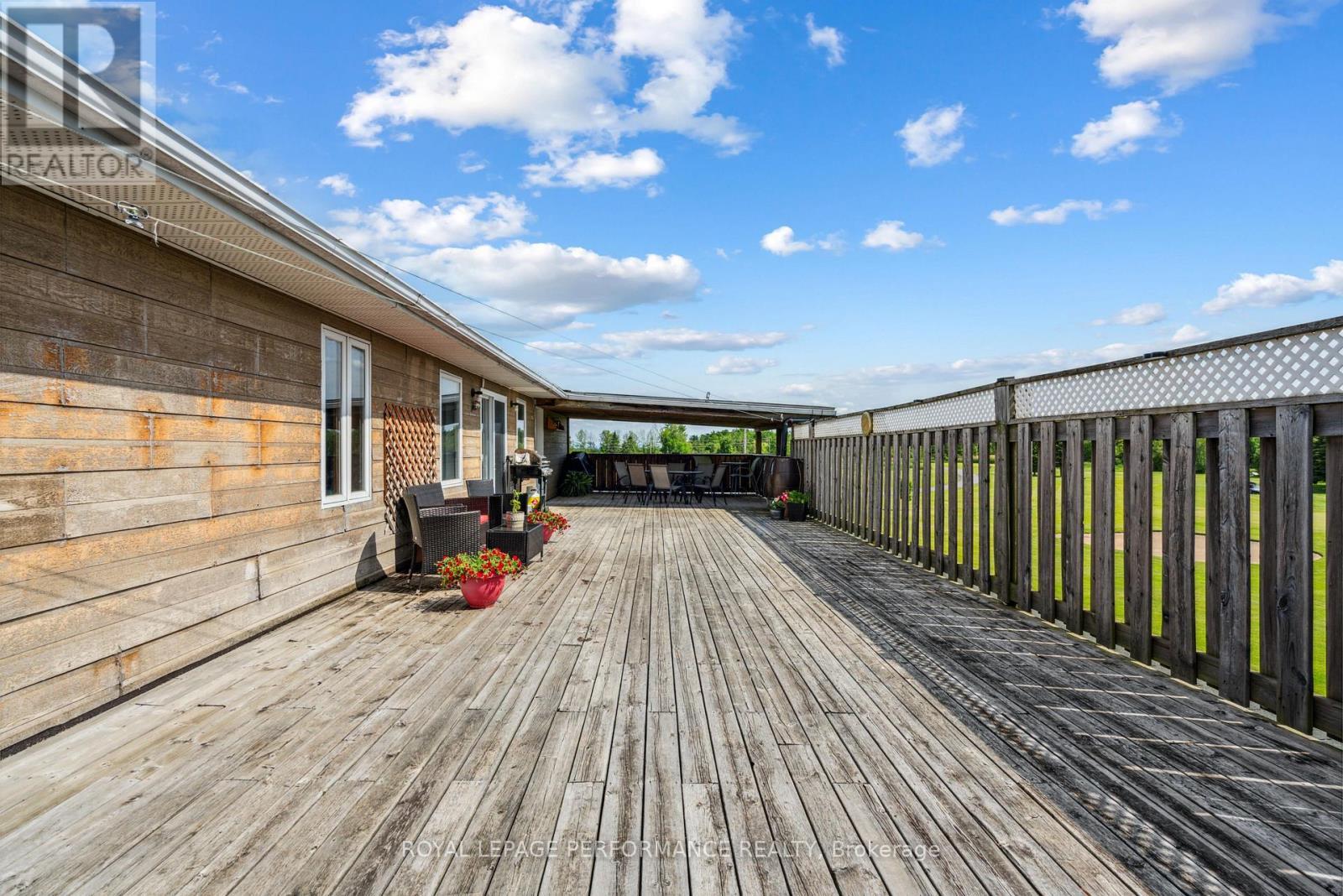 












20015 COUNTY ROAD 2 ROAD

,
South Glengarry,




Ontario
K0C1N0

