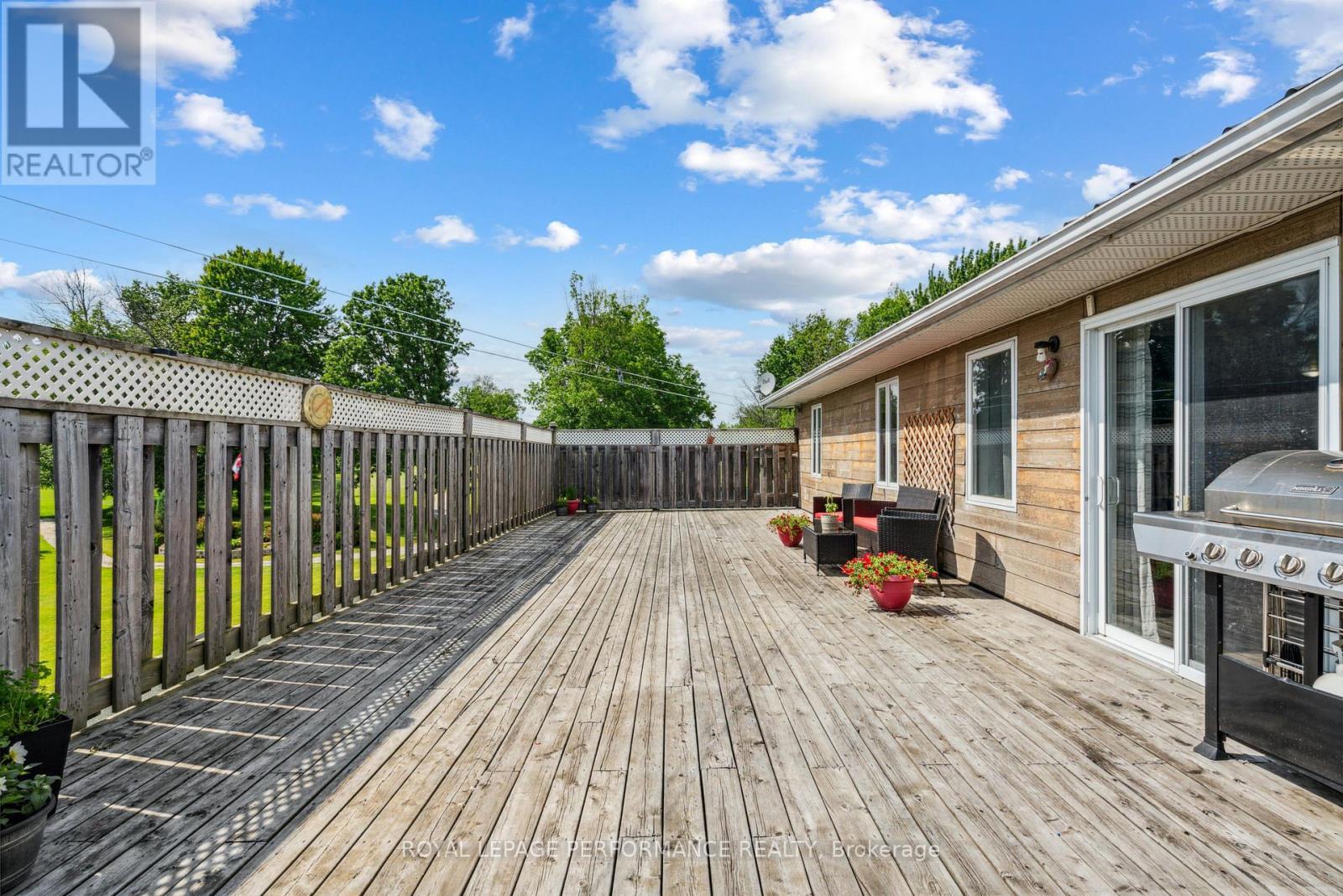 












20015 COUNTY ROAD 2 ROAD

,
South Glengarry,




Ontario
K0C1N0

