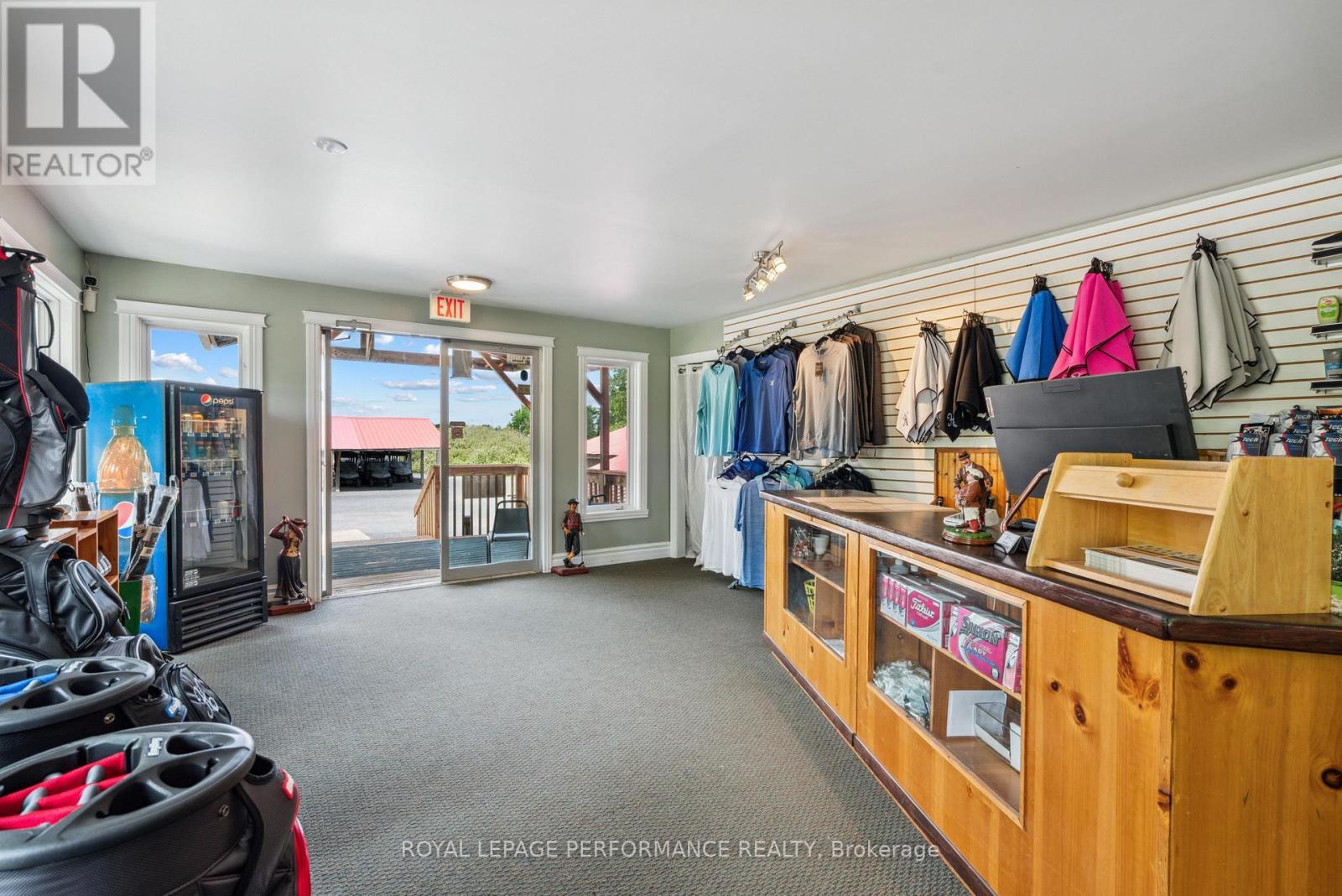 












20015 COUNTY ROAD 2 ROAD

,
South Glengarry,




Ontario
K0C1N0

