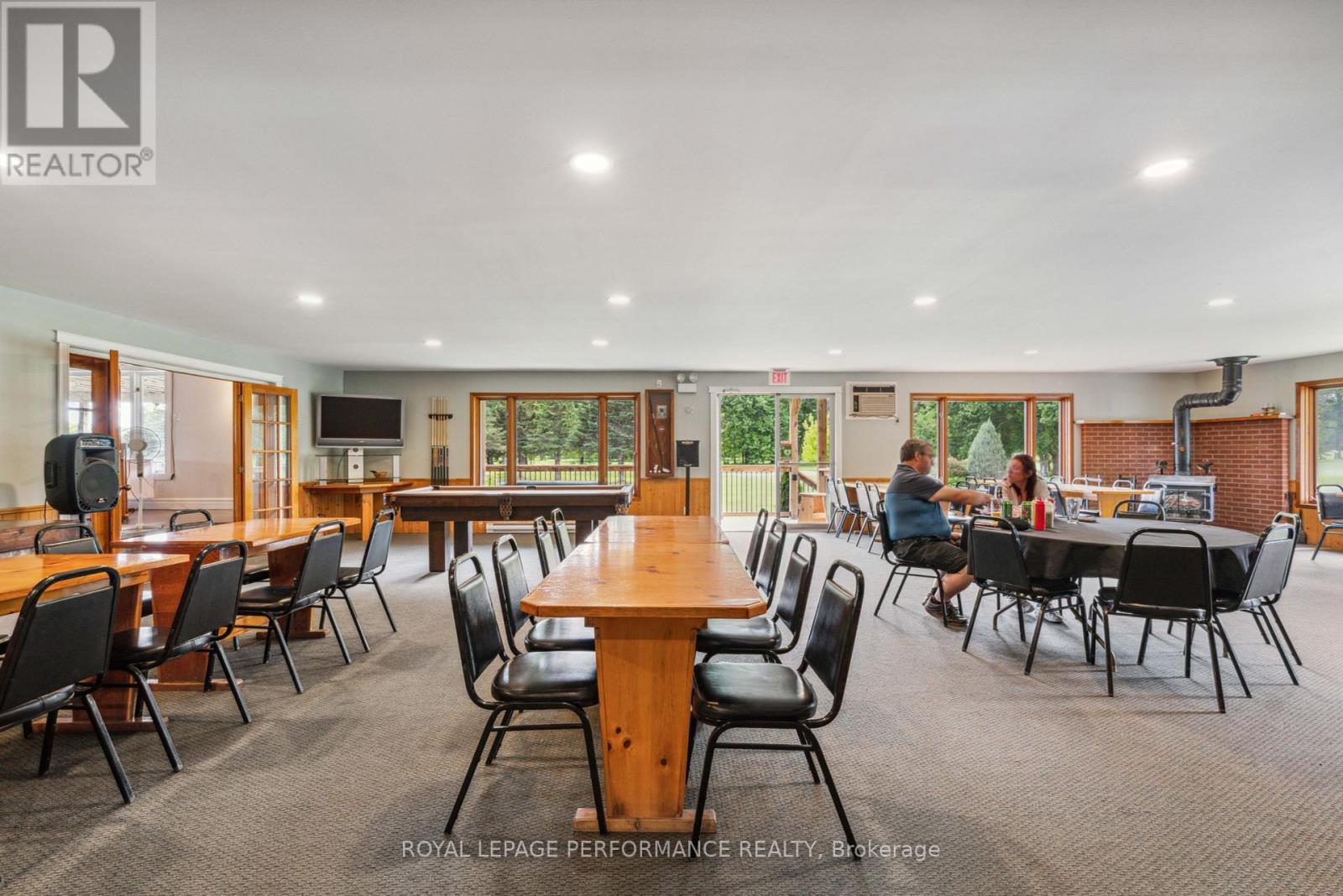 












20015 COUNTY ROAD 2 ROAD

,
South Glengarry,




Ontario
K0C1N0

