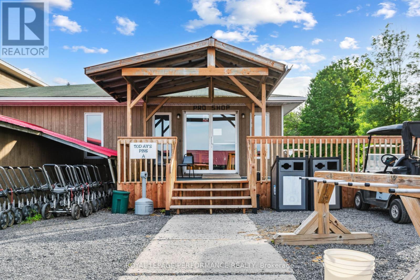 












20015 COUNTY ROAD 2 ROAD

,
South Glengarry,




Ontario
K0C1N0


