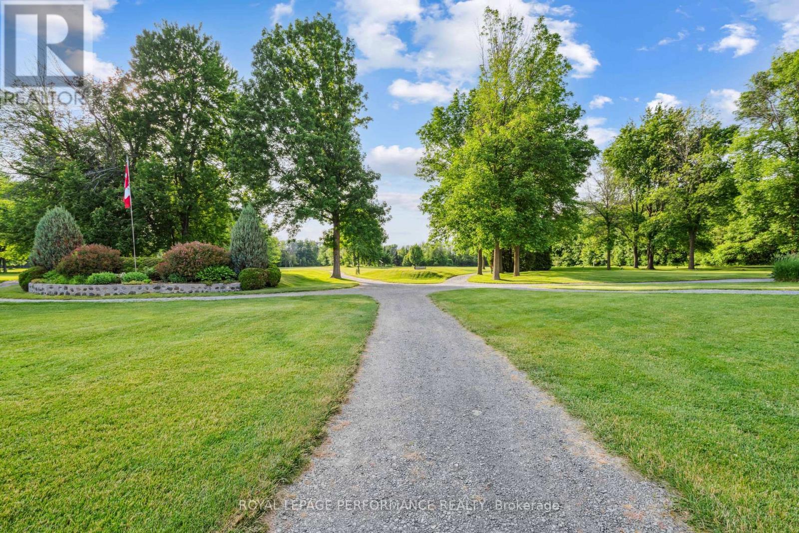 












20015 COUNTY ROAD 2 ROAD

,
South Glengarry,




Ontario
K0C1N0

