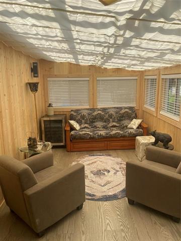 









211


Donohoe

CR,
Petersfield,




MB
R0C 2L0

