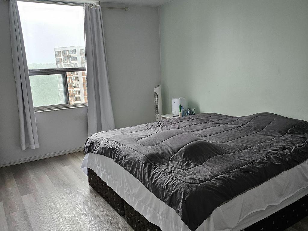 









10


Edgecliff

Golfway, 1711,
Toronto,




ON
M3C 3A3

