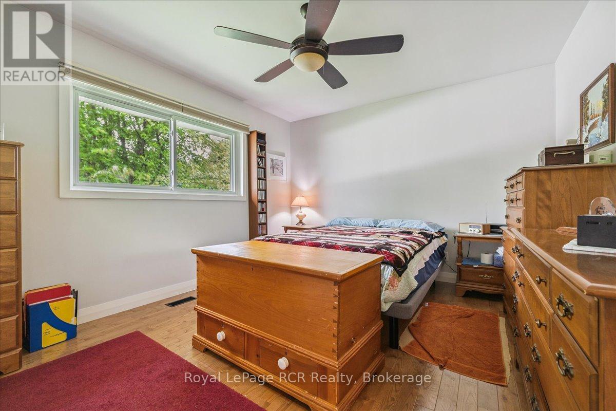 












70 CAMBRAI ROAD

,
Grey Highlands,




Ontario
N0C1H0

