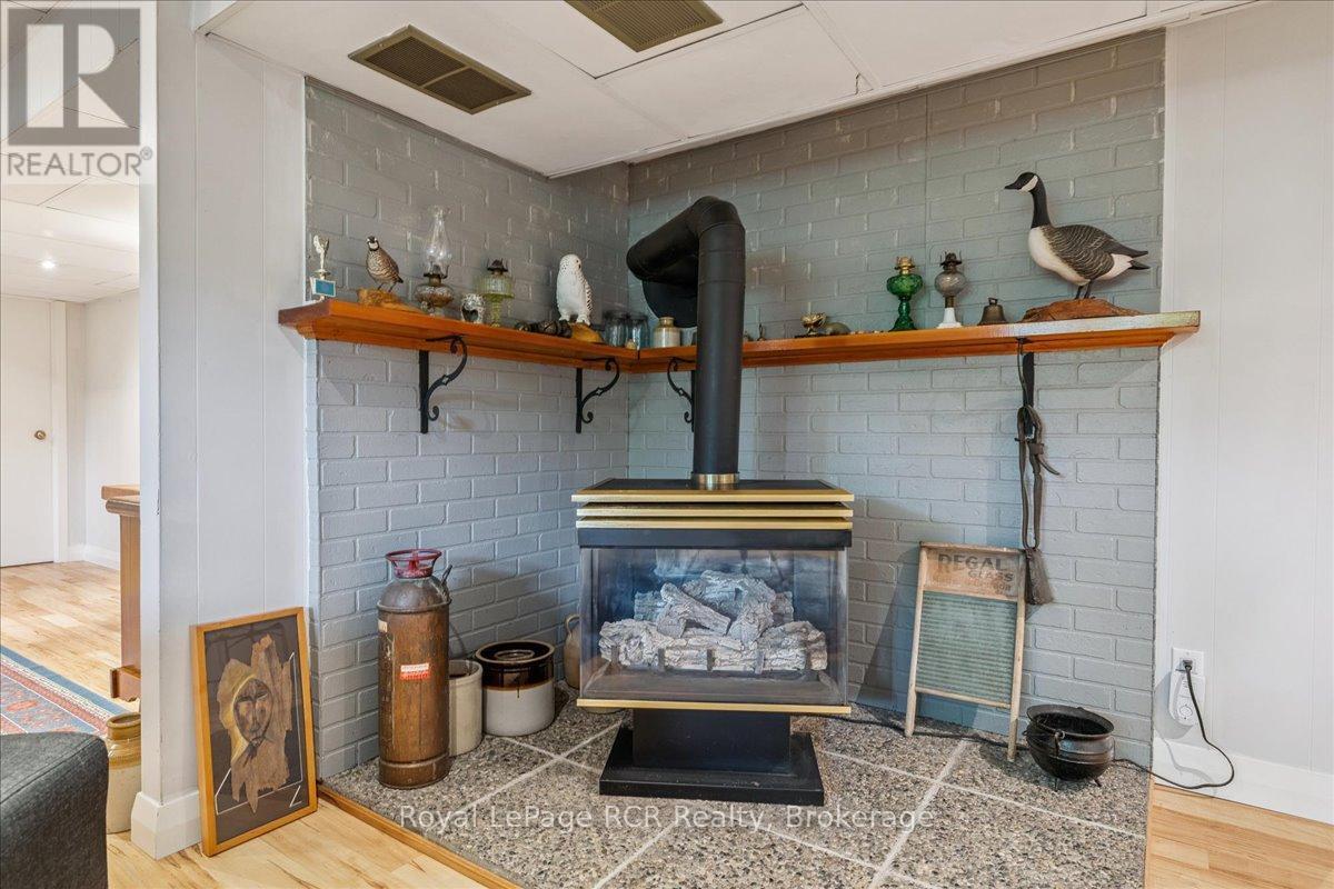 












70 CAMBRAI ROAD

,
Grey Highlands,




Ontario
N0C1H0

