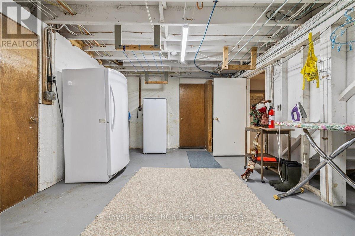 












70 CAMBRAI ROAD

,
Grey Highlands,




Ontario
N0C1H0

