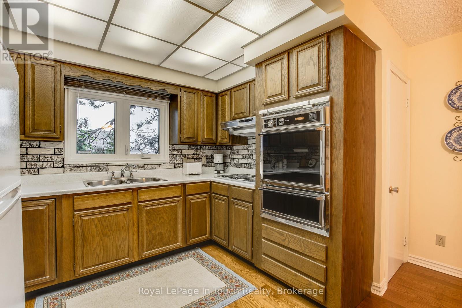 












1430 TINY BEACHES ROAD N

,
Tiny,




Ontario
L9M1R3

