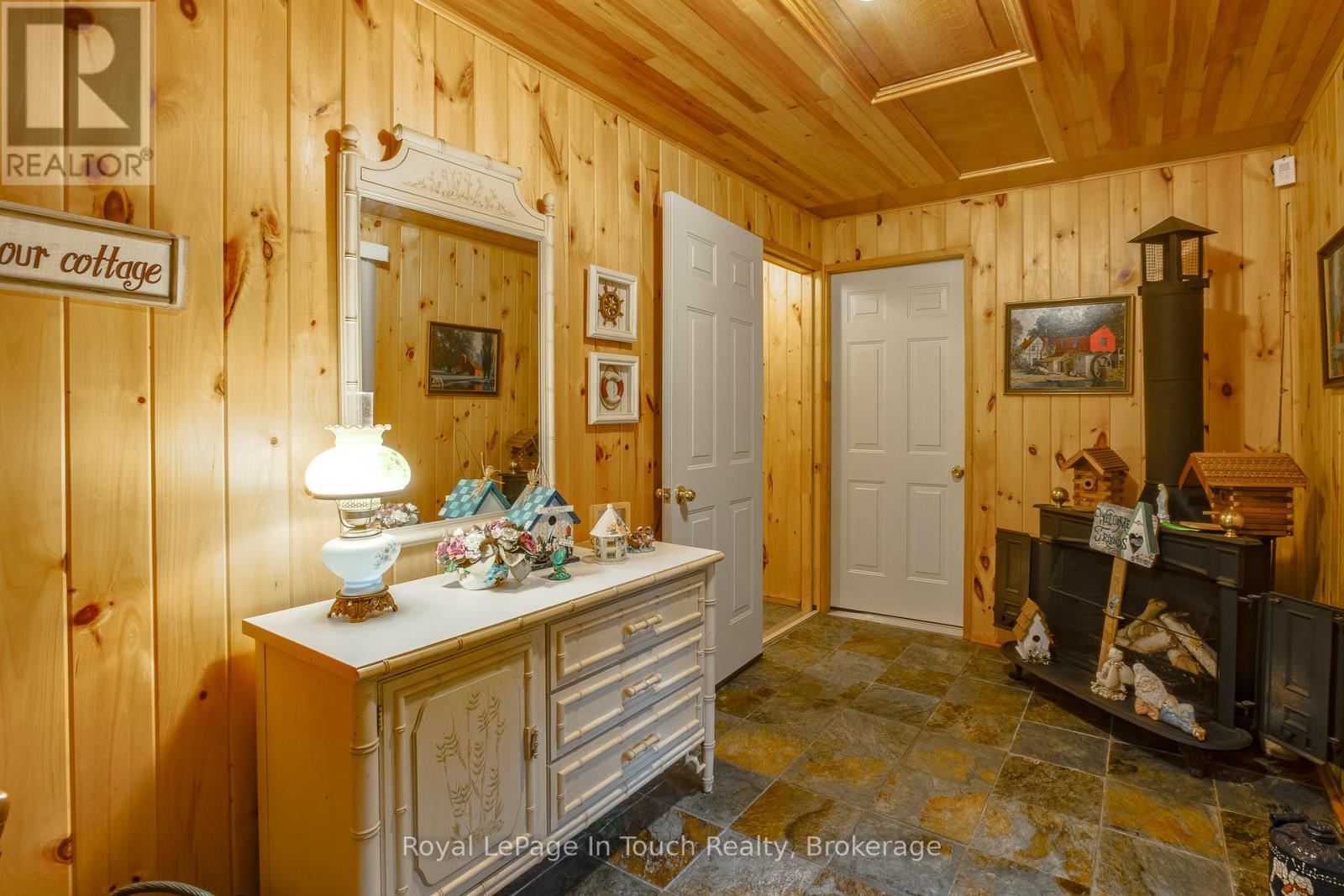 












1430 TINY BEACHES ROAD N

,
Tiny,




Ontario
L9M1R3

