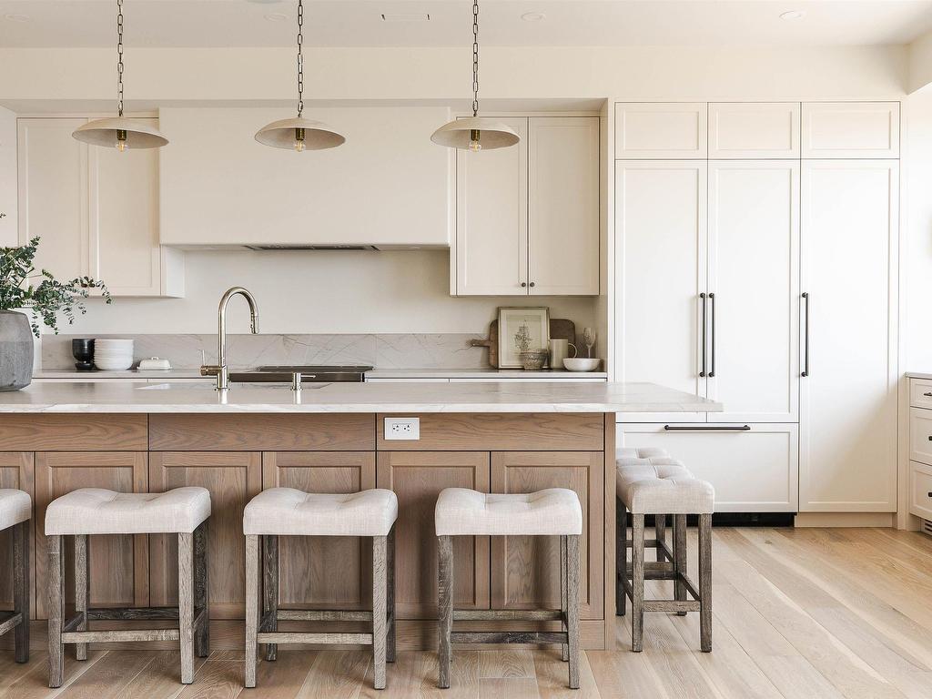 












7026 St Margarets Bay Road

,
Boutiliers Point,




NS
B3Z 1W1

