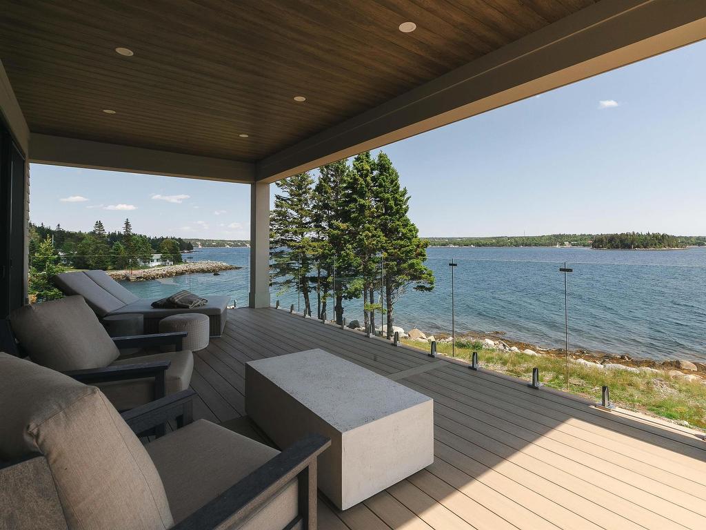 












7026 St Margarets Bay Road

,
Boutiliers Point,




NS
B3Z 1W1

