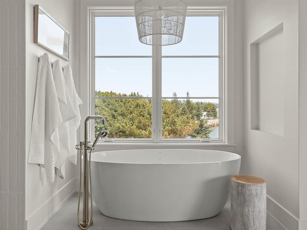 












7026 St Margarets Bay Road

,
Boutiliers Point,




NS
B3Z 1W1

