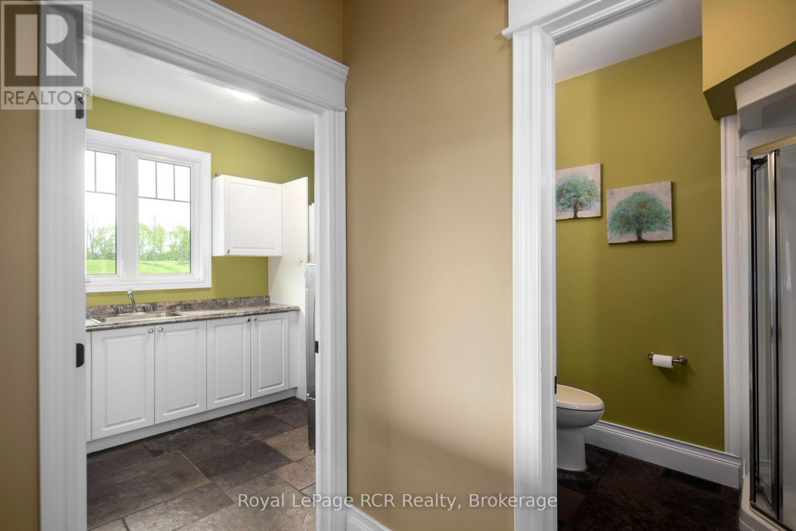 












023038 HOLLAND-SYDENHAM TOWNLINE

,
Chatsworth,




Ontario
N0H1G0

