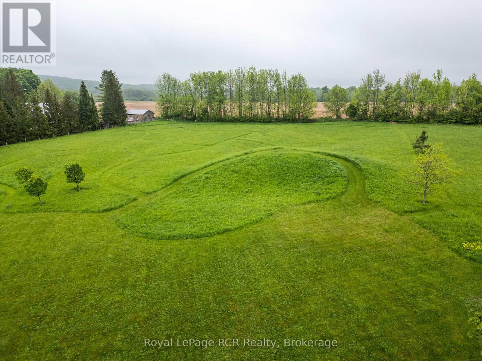 












023038 HOLLAND-SYDENHAM TOWNLINE

,
Chatsworth,




Ontario
N0H1G0

