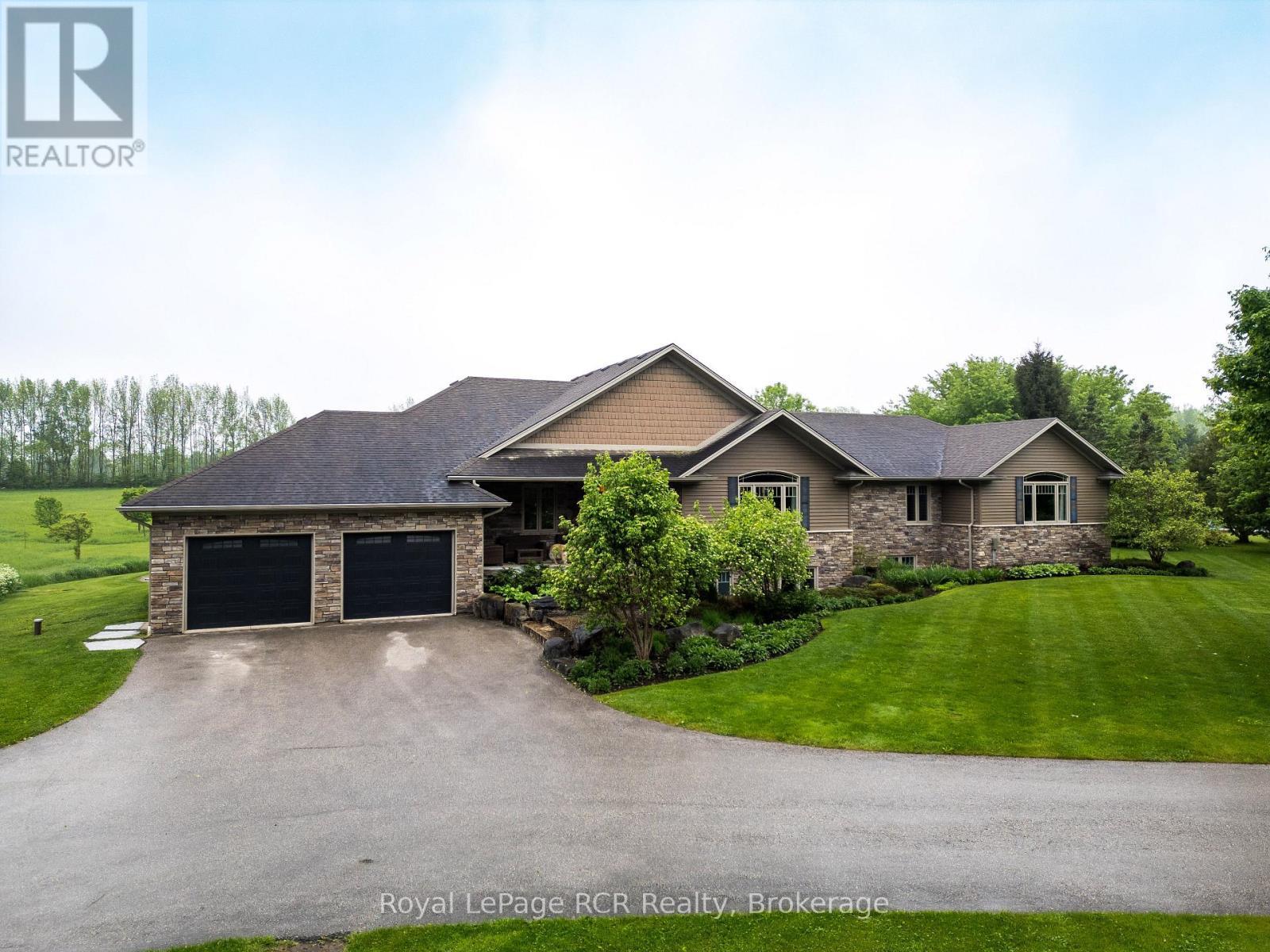 












023038 HOLLAND-SYDENHAM TOWNLINE

,
Chatsworth,




Ontario
N0H1G0

