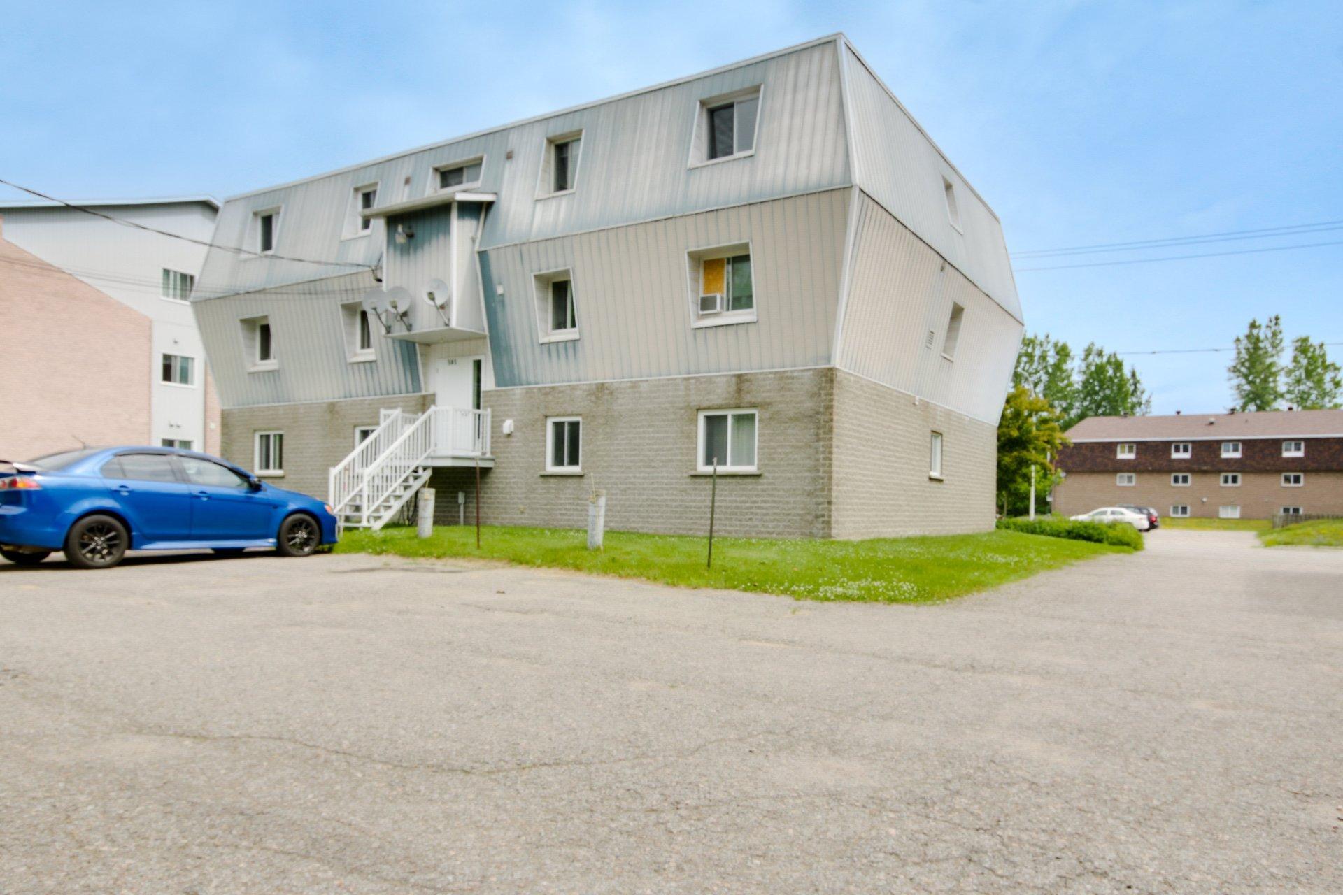 









505


Rue St-Maurice

,
Trois-Rivières,




QC
G8V1G7

