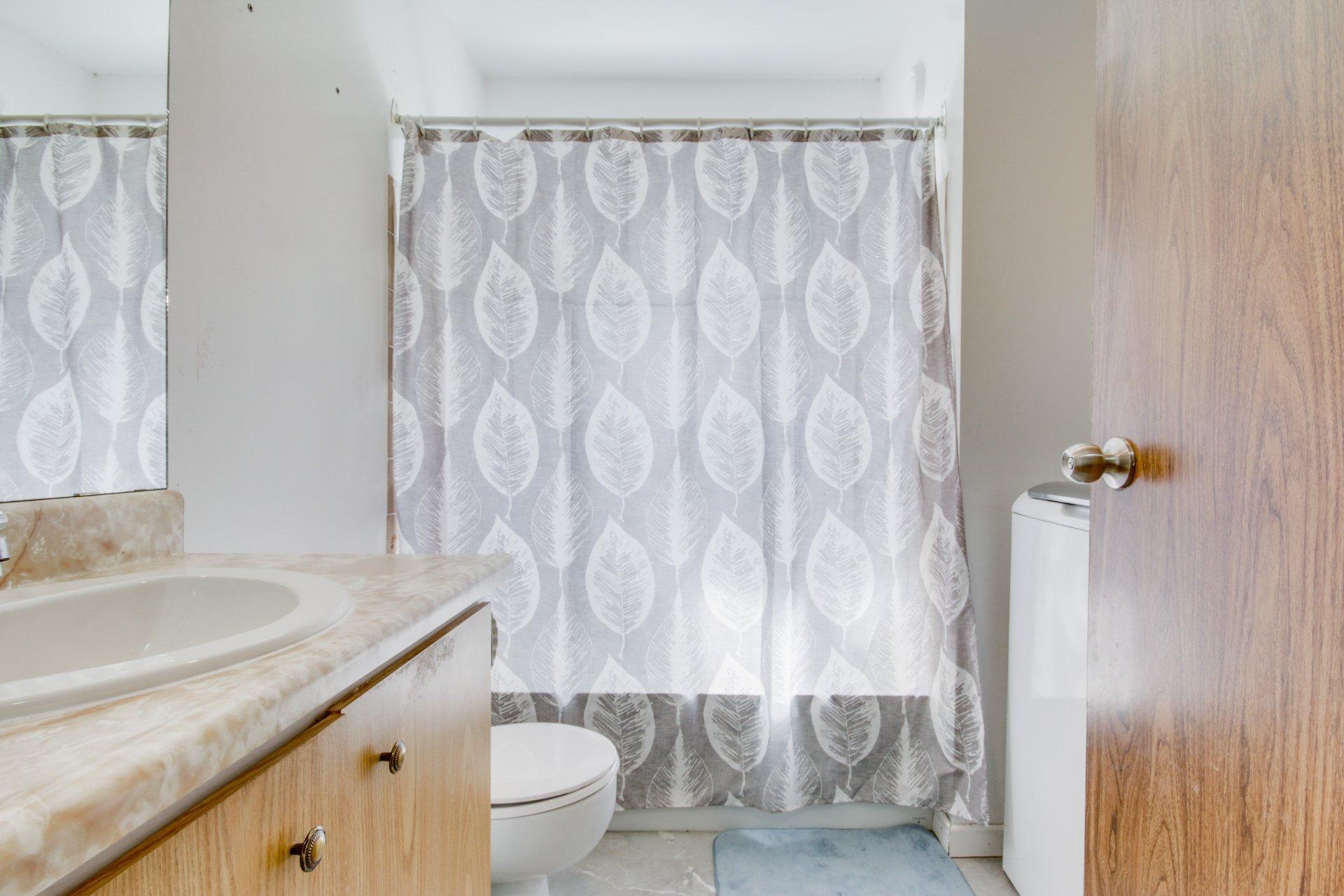 









505


Rue St-Maurice

,
Trois-Rivières,




QC
G8V1G7

