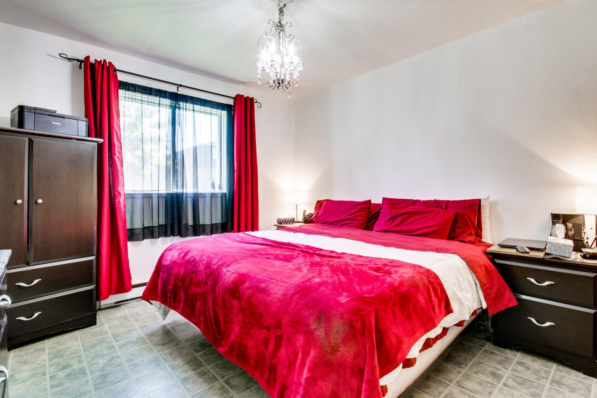 









505


Rue St-Maurice

,
Trois-Rivières,




QC
G8V1G7


