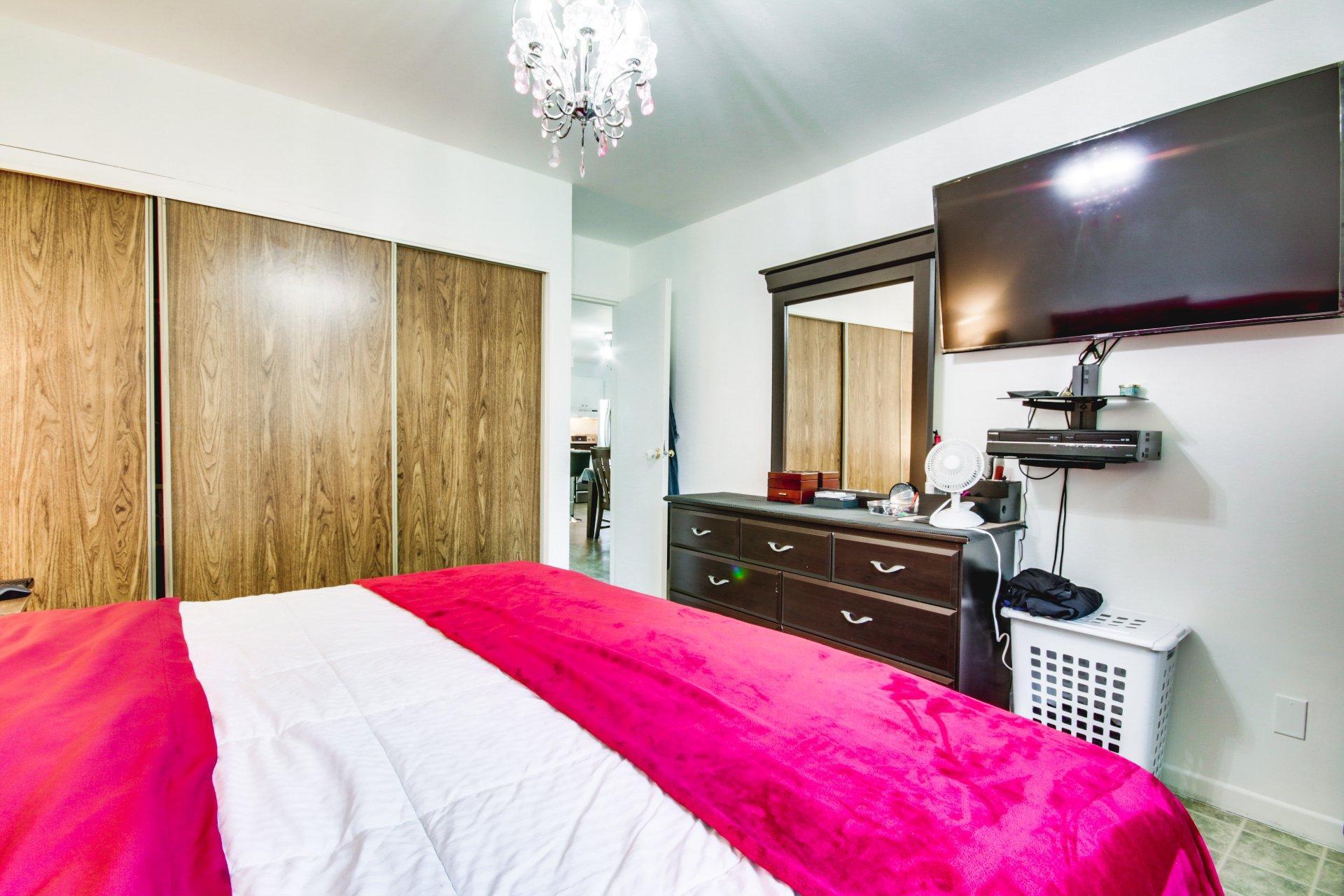 









505


Rue St-Maurice

,
Trois-Rivières,




QC
G8V1G7

