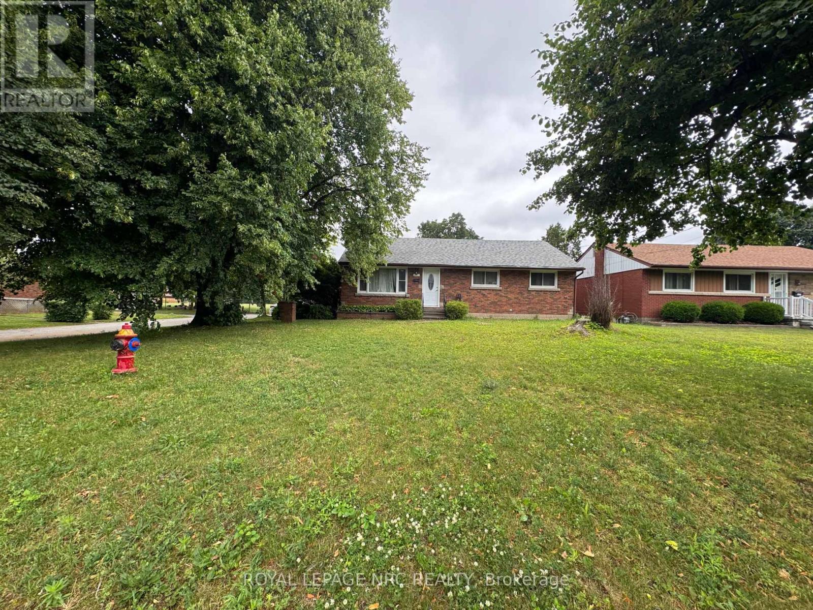 












6437 MARGARET STREET

,
Niagara Falls (Arad/Fallsview),




Ontario
L2G2T6

