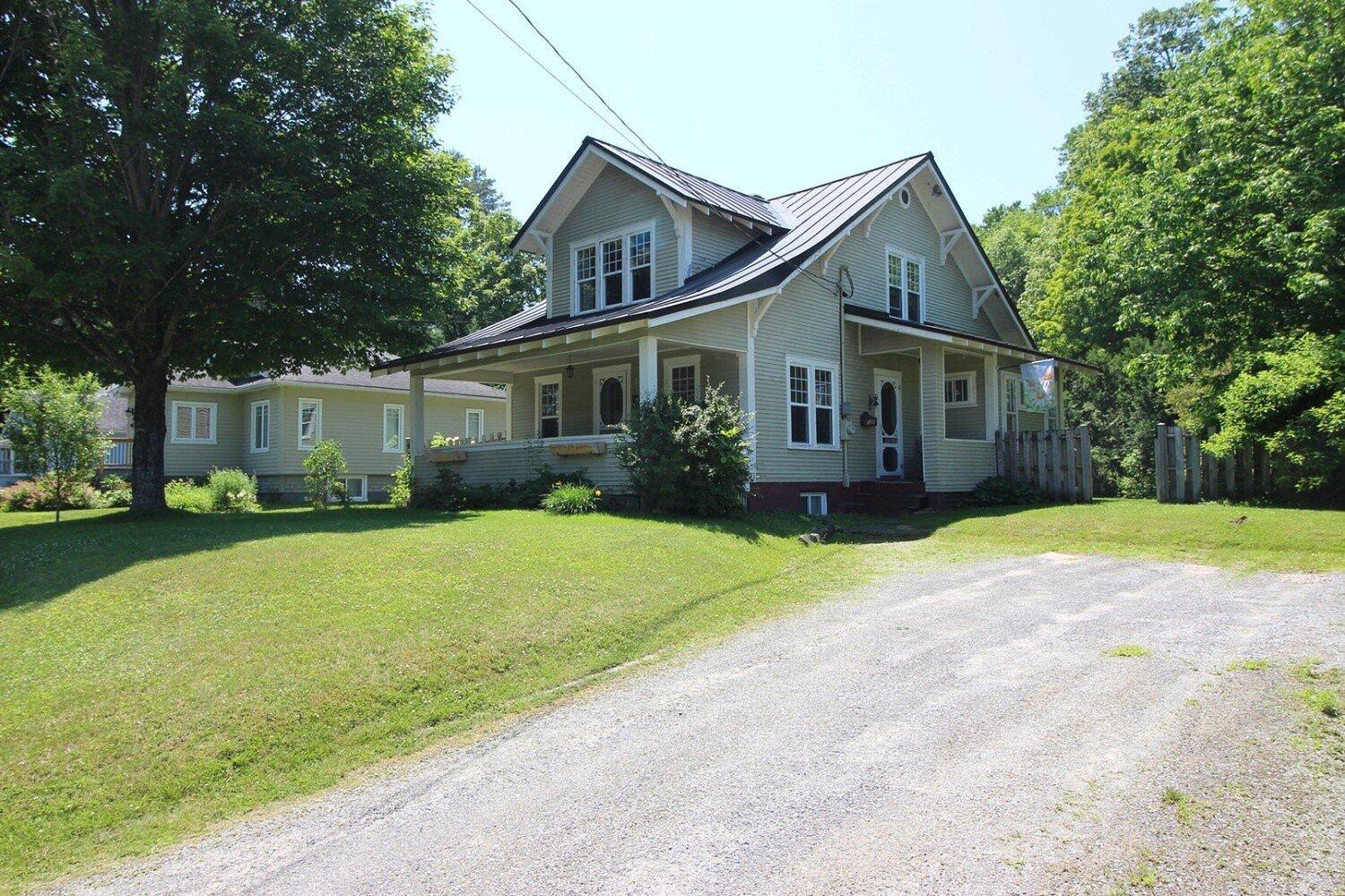 









1026


Rue Sanborn

,
Ayer's Cliff,




QC
J0B1C0

