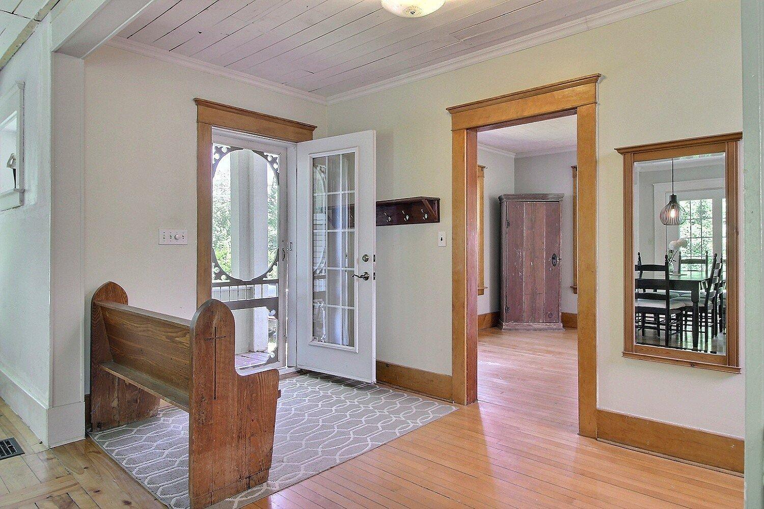 









1026


Rue Sanborn

,
Ayer's Cliff,




QC
J0B1C0

