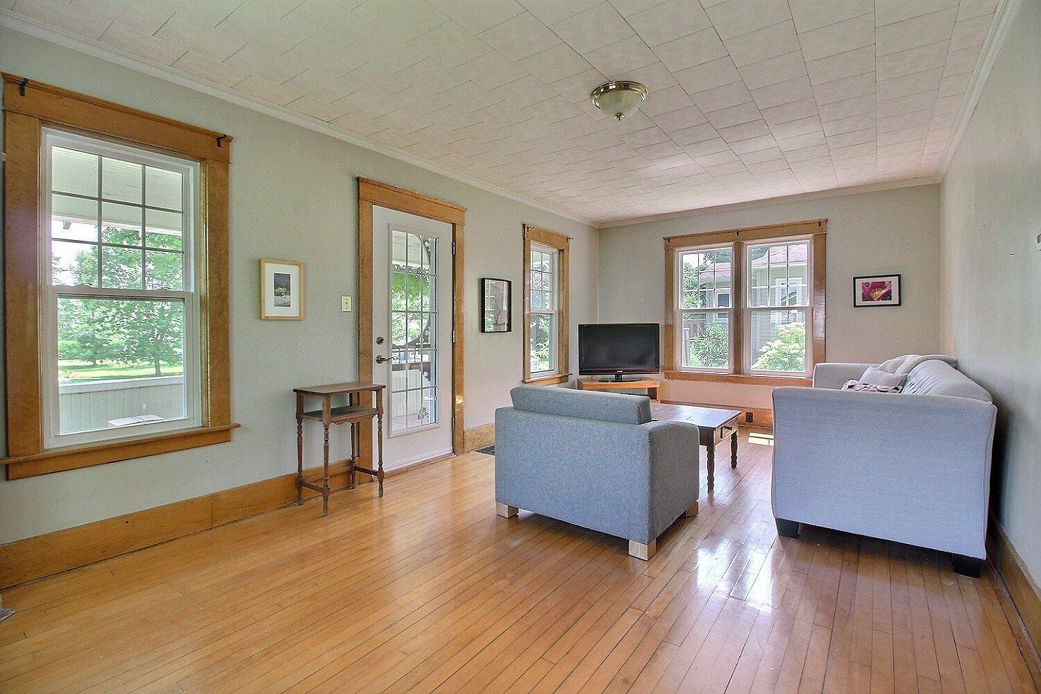 









1026


Rue Sanborn

,
Ayer's Cliff,




QC
J0B1C0

