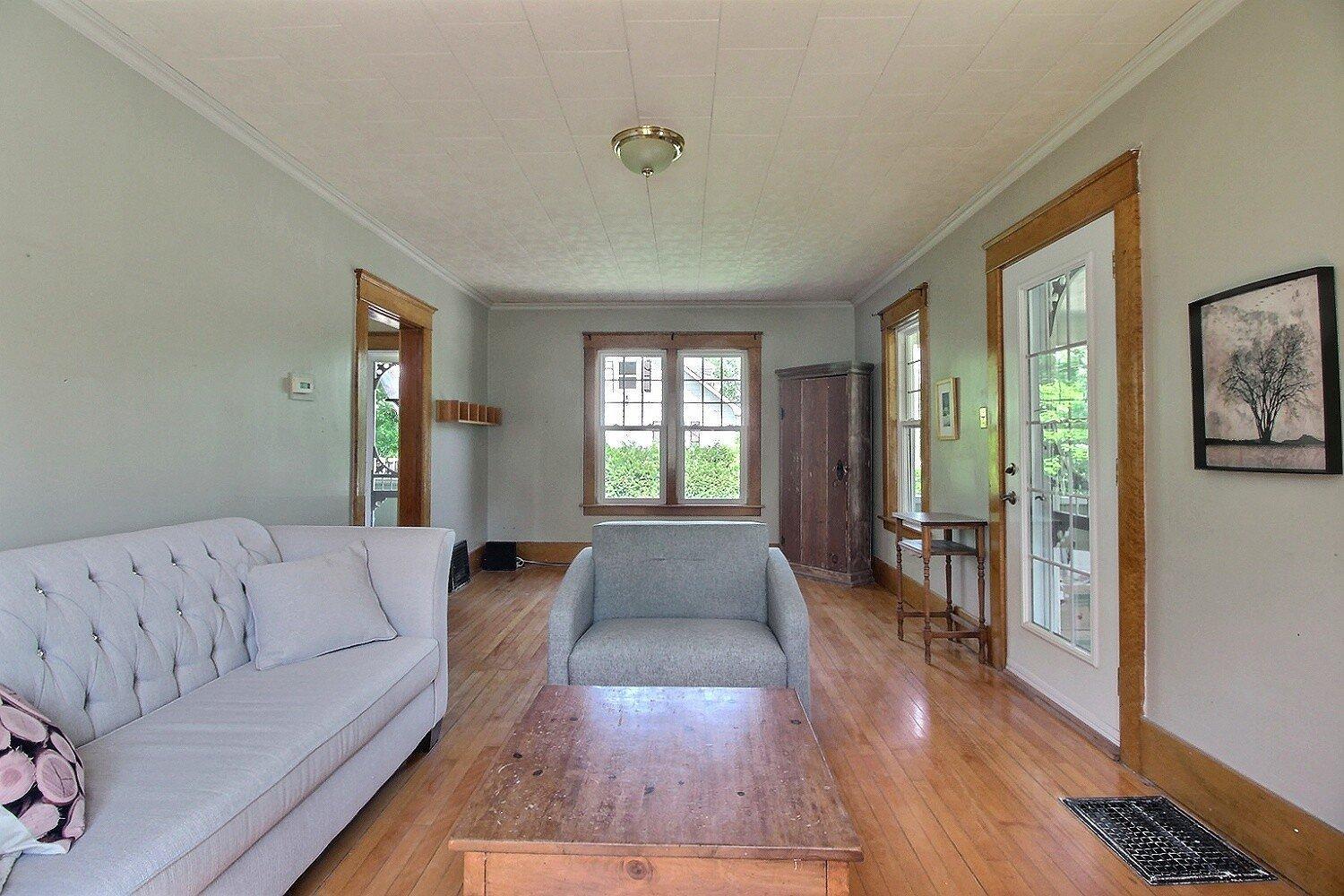 









1026


Rue Sanborn

,
Ayer's Cliff,




QC
J0B1C0

