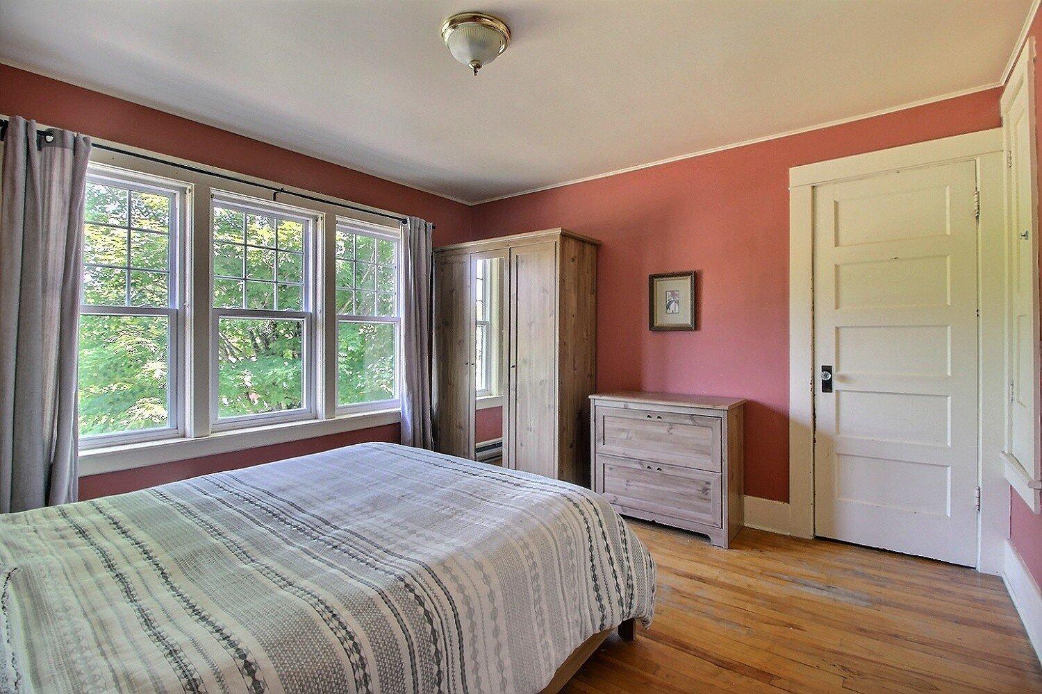 









1026


Rue Sanborn

,
Ayer's Cliff,




QC
J0B1C0

