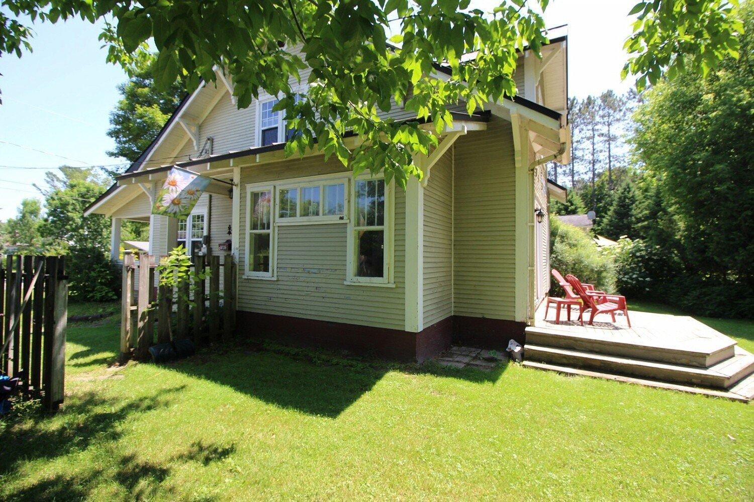









1026


Rue Sanborn

,
Ayer's Cliff,




QC
J0B1C0

