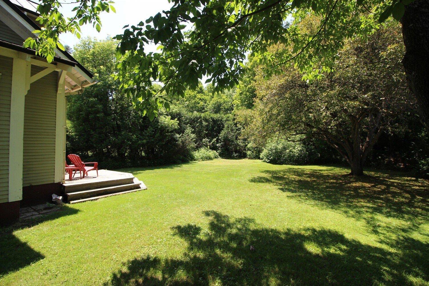 









1026


Rue Sanborn

,
Ayer's Cliff,




QC
J0B1C0

