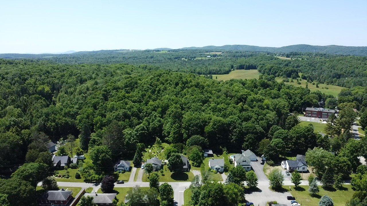 









1026


Rue Sanborn

,
Ayer's Cliff,




QC
J0B1C0

