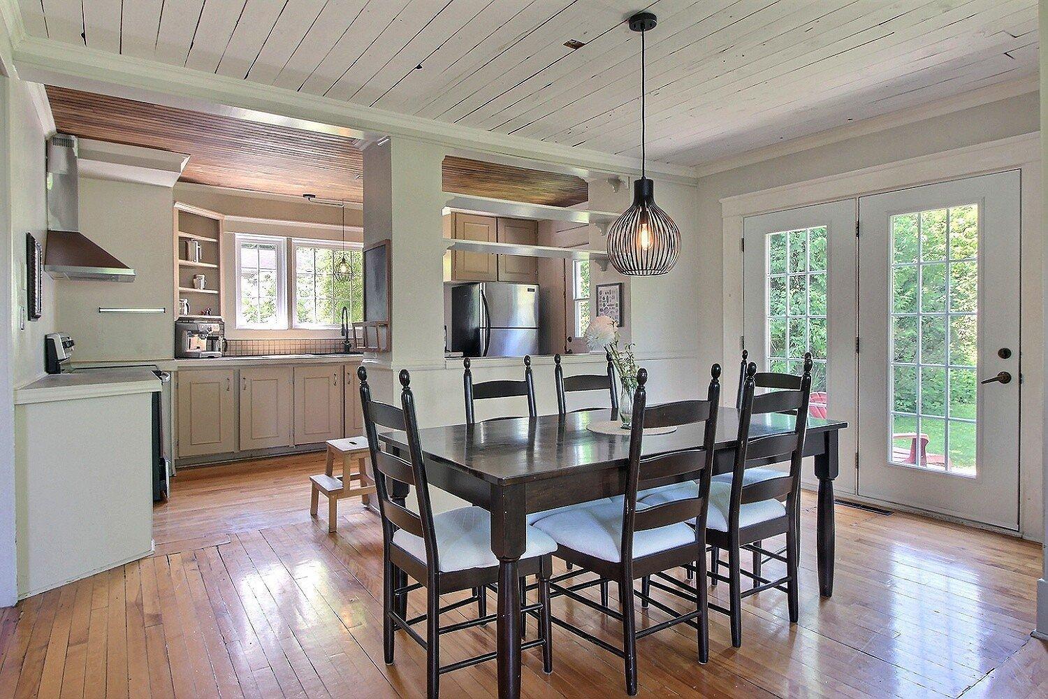 









1026


Rue Sanborn

,
Ayer's Cliff,




QC
J0B1C0

