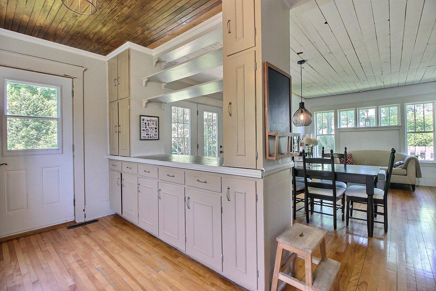 









1026


Rue Sanborn

,
Ayer's Cliff,




QC
J0B1C0

