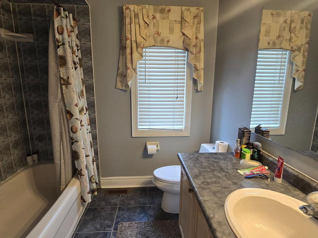 









19


Red Plant

Crescent,
Brampton,




ON
L7A 1V8

