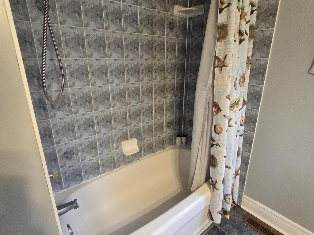 









19


Red Plant

Crescent,
Brampton,




ON
L7A 1V8


