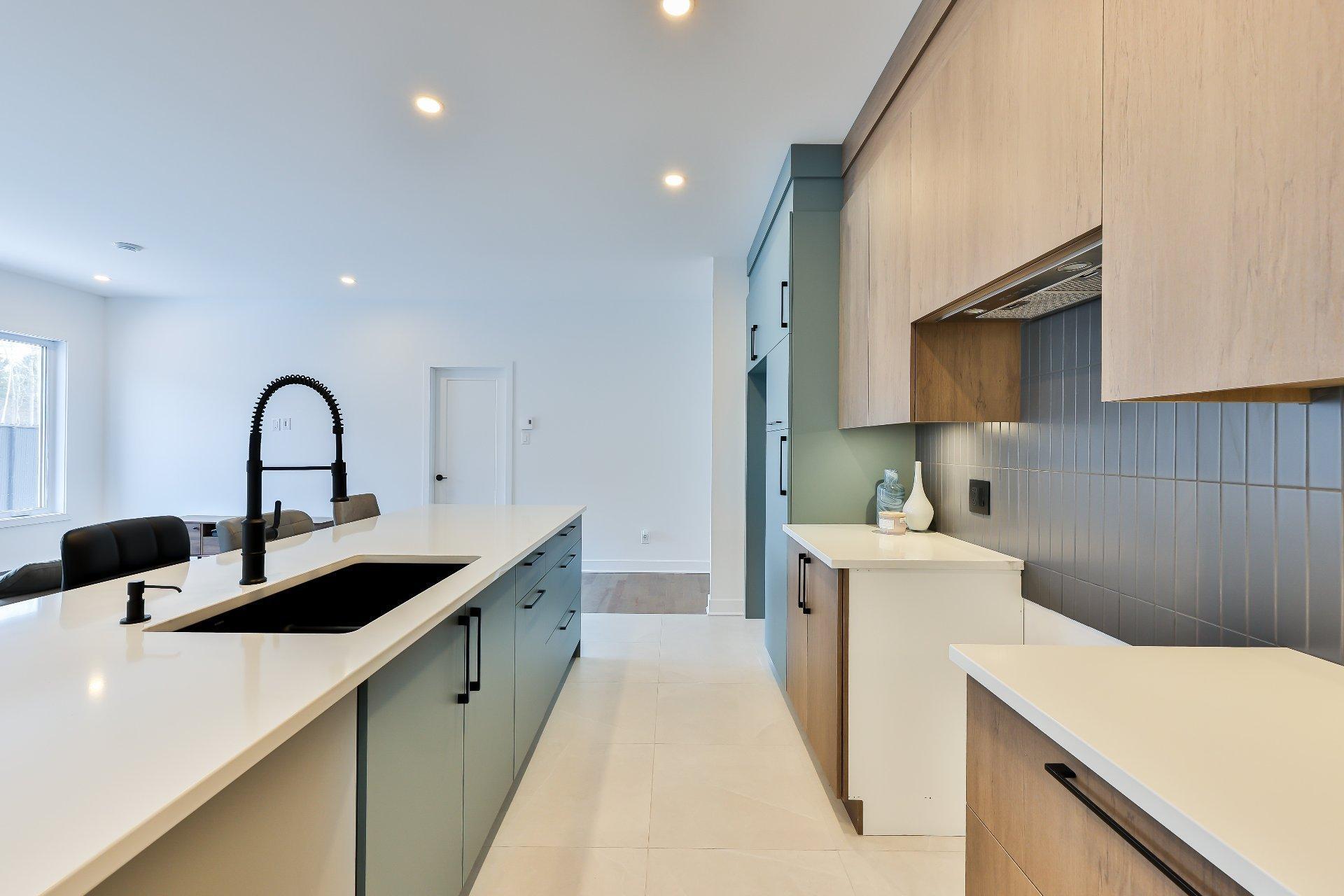 









3905


Rue Léon-Landry

,
Sainte-Julienne,




QC
J0K2T0

