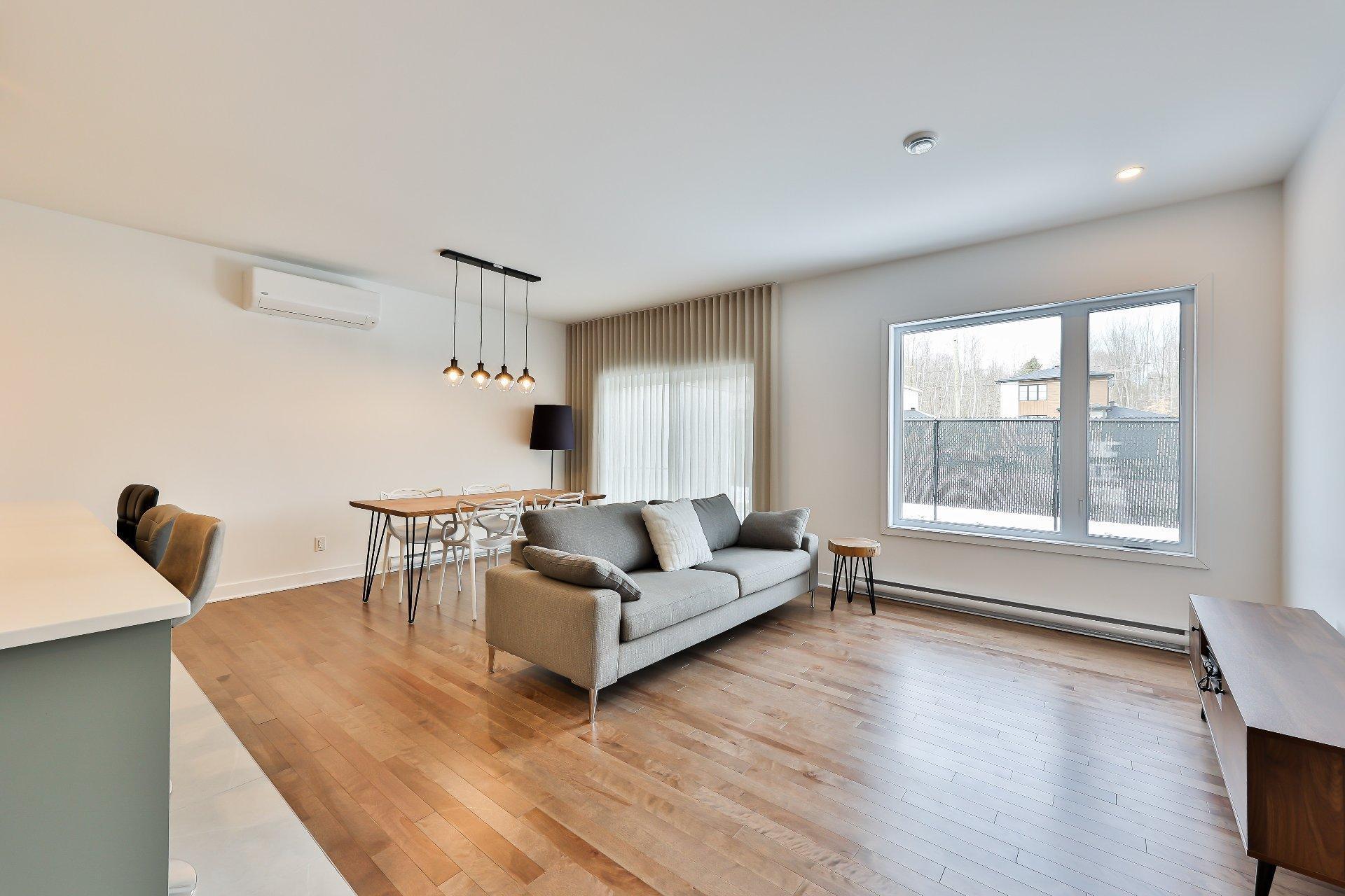 









3905


Rue Léon-Landry

,
Sainte-Julienne,




QC
J0K2T0

