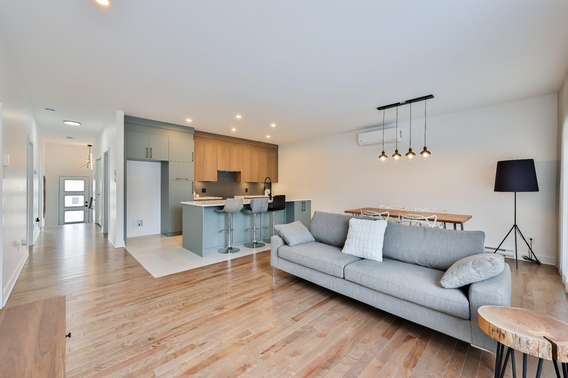 









3905


Rue Léon-Landry

,
Sainte-Julienne,




QC
J0K2T0

