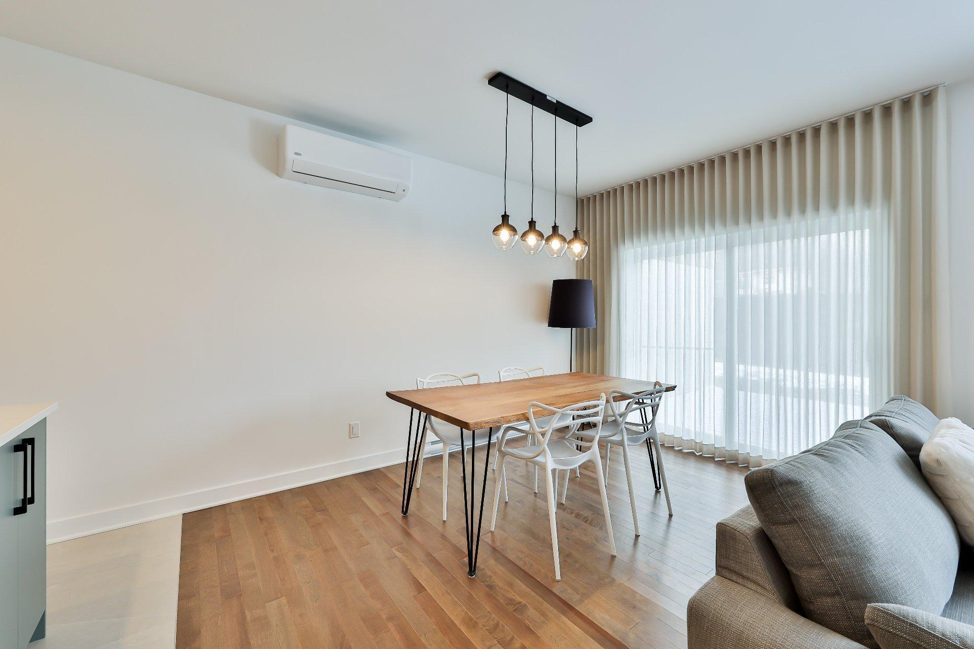









3905


Rue Léon-Landry

,
Sainte-Julienne,




QC
J0K2T0

