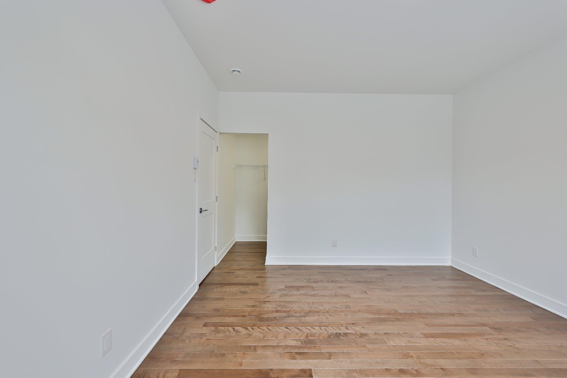 









3905


Rue Léon-Landry

,
Sainte-Julienne,




QC
J0K2T0

