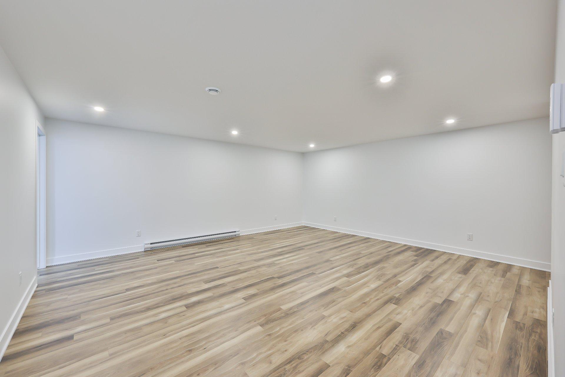 









3905


Rue Léon-Landry

,
Sainte-Julienne,




QC
J0K2T0

