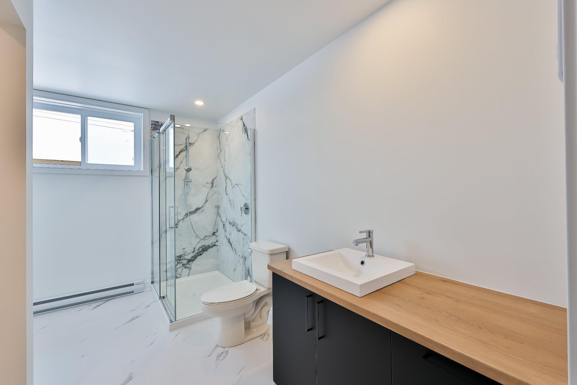 









3905


Rue Léon-Landry

,
Sainte-Julienne,




QC
J0K2T0

