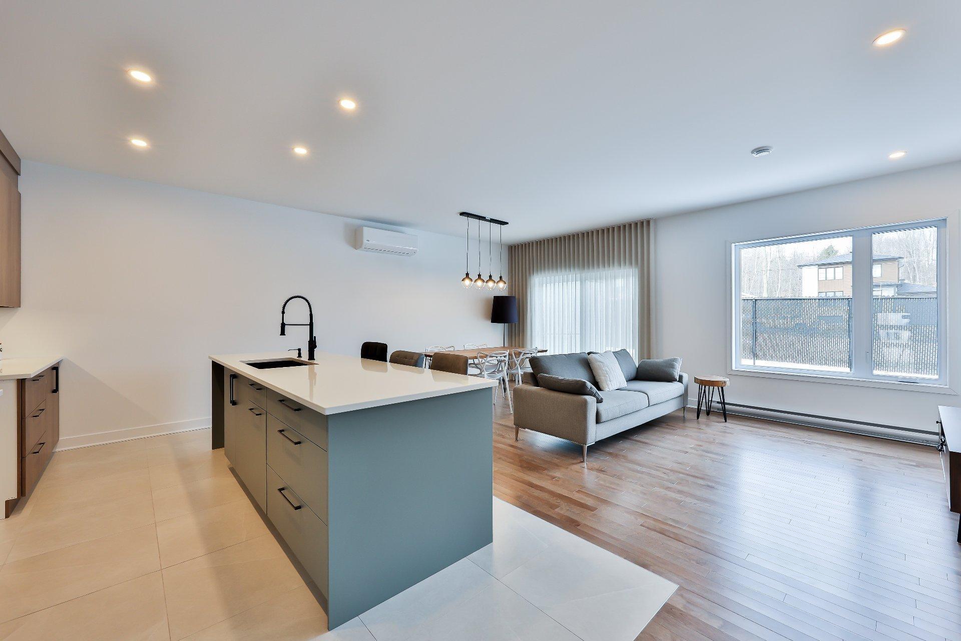 









3905


Rue Léon-Landry

,
Sainte-Julienne,




QC
J0K2T0

