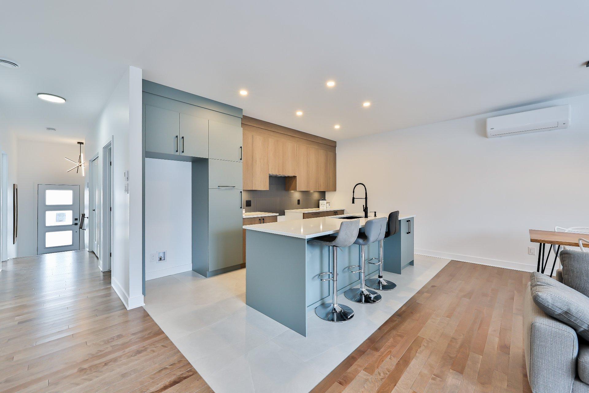 









3905


Rue Léon-Landry

,
Sainte-Julienne,




QC
J0K2T0

